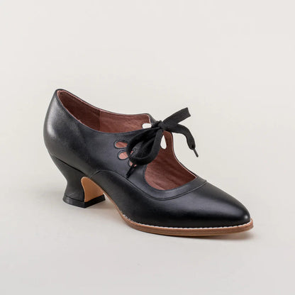 Women's Vintage Lace-Up Leather Heels